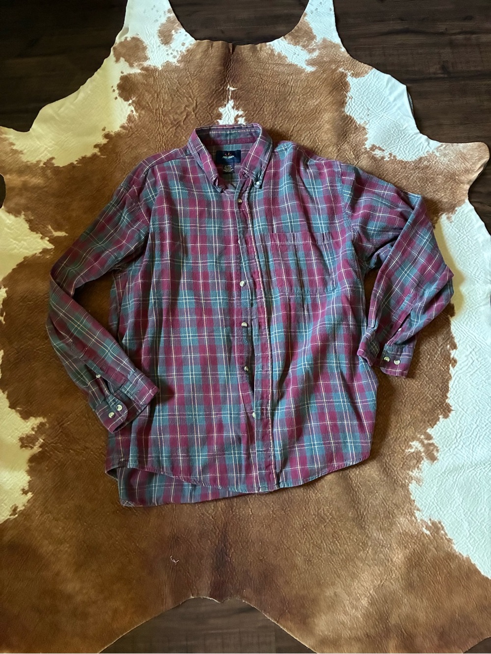 Men's Plaid Button-Down Shirt in Burgundy